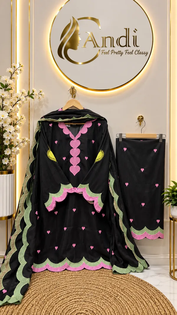 Black_Premium_Cotton_Kurti_With_Pant_And_Dupatta_Set_For_Women