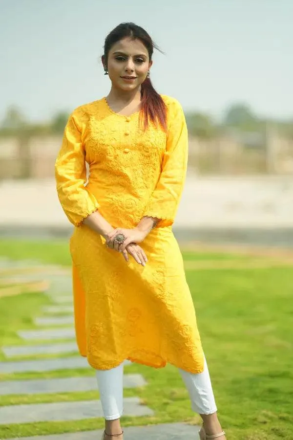 Yellow_Premium_Cotton_Chikankari_Kurti_For_Women