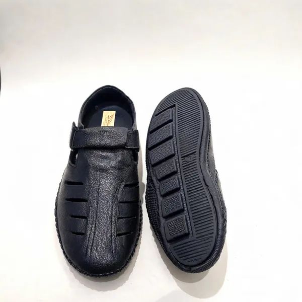 Black_Grain_Leather_Slip_On_Casual_Loafers_For_Men
