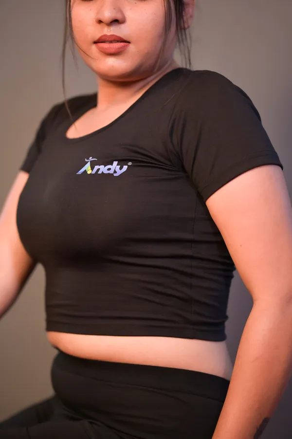 AuraFlow_Women’s_Crop_Top