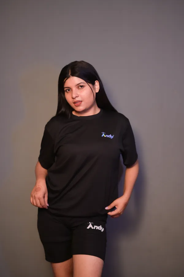 Black_Regular_Fit_T-Shirt_for_Women