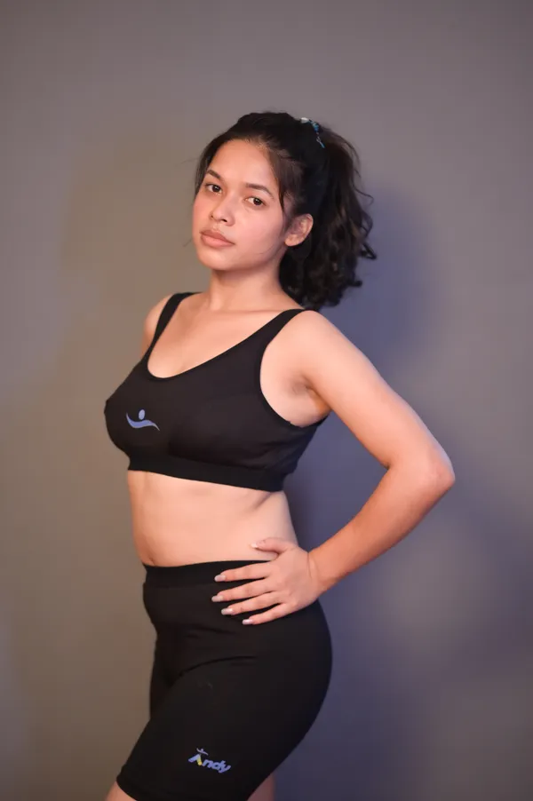 Black_Activewear_Set_for_Women