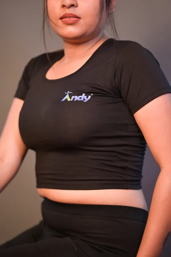 AuraFlow_Women’s_Crop_Top