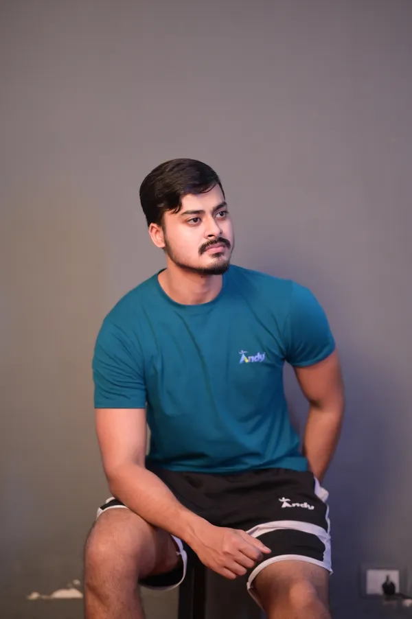 Aura_Active_Tee_&__Black_Shorts