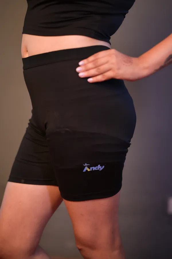 AuraFlow_Women’s_Crop_Top