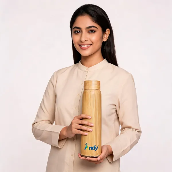 Wood_Natural_Finish_Beige_Water_Bottle