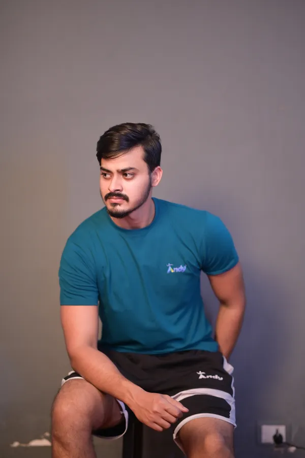 Aura_Active_Tee_&__Black_Shorts