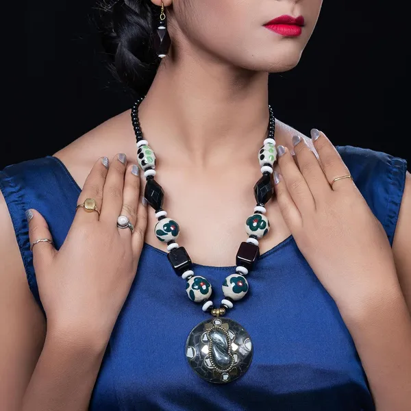 Product_Summary_Beadnest_Tibetan_Pendant_Necklace_Jewellery_Set_For_Women_Girls_Traditional_Afghani_Necklace_With_Tribal_Boho_Style_Earrings_In_Multicolor_Beads_Hook_Lock_Wedding_Retro_Vintage_Fashion_Wear