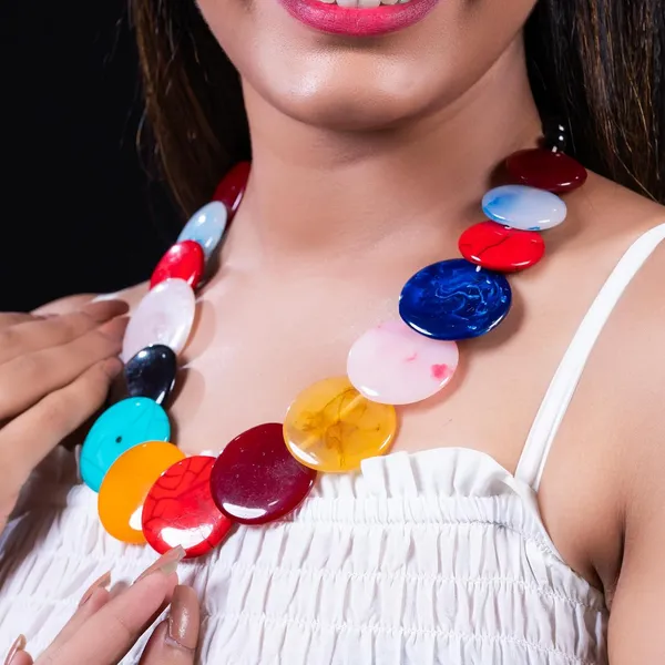 Multicolor_Beaded_Statement_Necklace_For_Women_And_Girls_Oval_Shaped_Large_Round_Bead_Vintage_Jewellery_Retro_Boho_Trendy_Fashion_Wedding_Celebratory_Beach_Wear_For_Ladies_Gifting