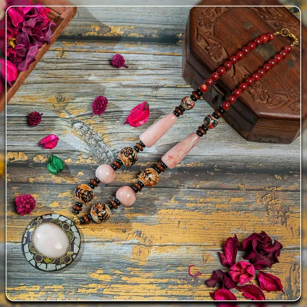 Product_Summary_Beadnest_Tibetan_Pendant_Necklace_Jewellery_For_Women_Girls_Traditional_Afghani_Handcrafted_With_Tribal_Style_Multicolor_Beads_Lightweight_Boho_Statement_Ethnic_Wedding_Gift