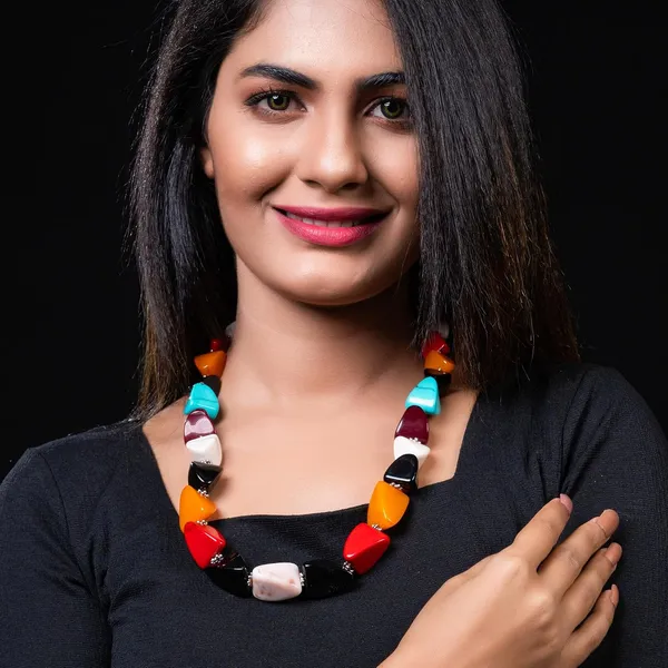 Bead_Necklace_For_Women_Girls_Lightweight_Statement_Ethnic_Jewellery_With_Geometric_Dice_Tumble_Shaped_Beads_Everyday_Wear_Fashion_Neckpiece_For_Styling_Gifting