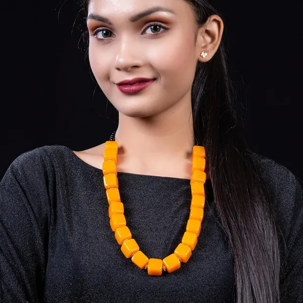Bead_Necklace_For_Women_Girls_Lightweight_Statement_Ethnic_Jewellery_With_Geometric_Dice_Tumble_Shaped_Beads_Everyday_Wear_Fashion_Neckpiece_For_Styling_Gifting