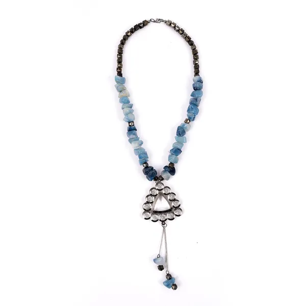 Product_Summary_Beadnest_Tumble_Shaped_Beaded_Necklace_With_Geometric_Designed_Gemstone_Pendant_Handcrafted_Statement_Jewellery_For_Women_Girls_Hook_Clasp_Ethnic_Contemporary_Neckpiece_For_Wardrobe_Styling_Gifting