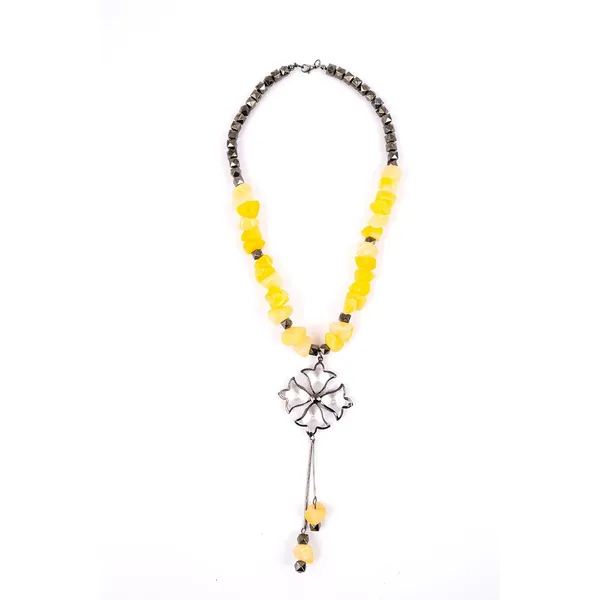 Tumble_Shaped_Beaded_Necklace_With_Geometric_Designed_Gemstone_Pendant_Handcrafted_Statement_Jewellery_For_Women_Girls_Hook_Clasp_Ethnic_Contemporary_Neckpiece_For_Wardrobe_Styling_Gifting