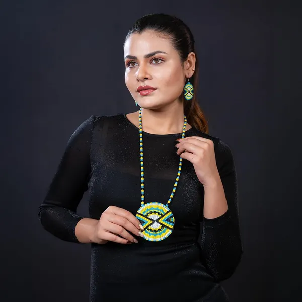 Handmade_Beaded_Medallion_Necklace_With_Matching_Earrings_Huichol_Neckpiece_Native_American_Jewellery_For_Women_Girls
