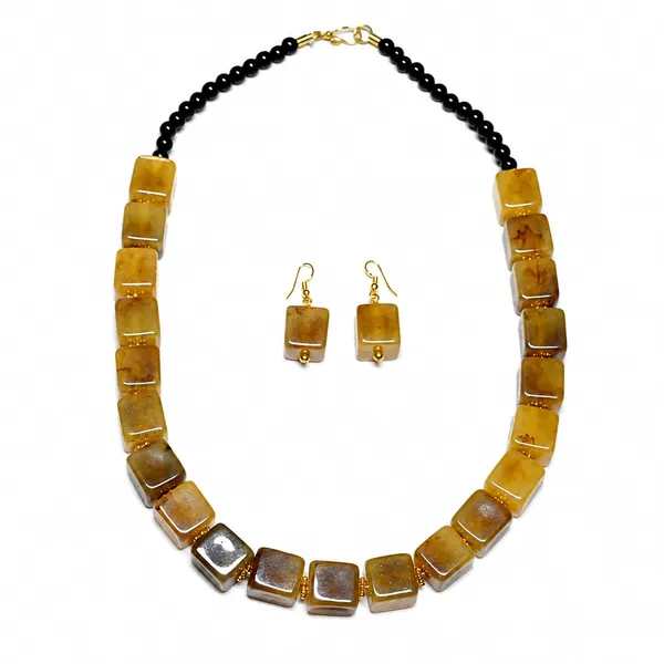 Cube_Dice_Bead_Necklace_For_Women_Chunky_Square_Block_Beaded_Statement_Necklace_Bold_Acrylic_Fashion_Jewellery_Navratri_Diwali_Party_Gift_Ethnic_Boho_Casual
