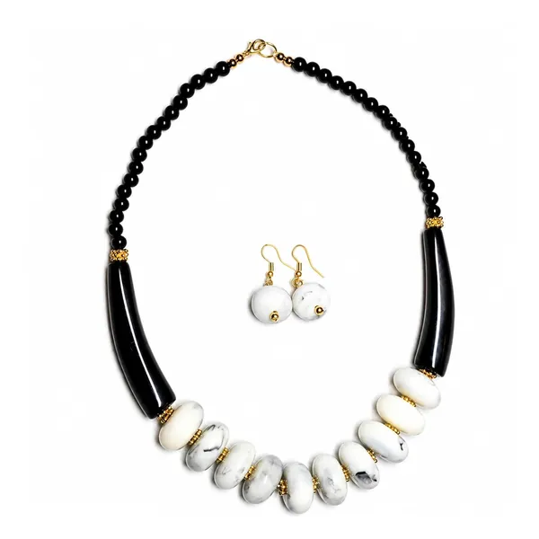 Graduated_Coin_Disc_Bead_Necklace_For_Women_Flat_Circular_Cascading_Beaded_Statement_Necklace_Bold_Acrylic_Fashion_Jewellery_Navratri_Diwali_Party_Gift_Ethnic_Boho