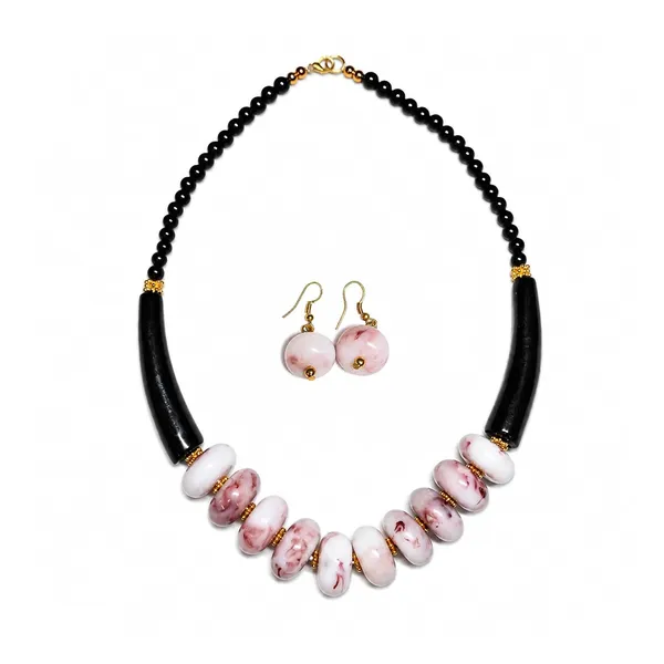 Graduated_Coin_Disc_Bead_Necklace_For_Women_Flat_Circular_Cascading_Beaded_Statement_Necklace_Bold_Acrylic_Fashion_Jewellery_Navratri_Diwali_Party_Gift_Ethnic_Boho