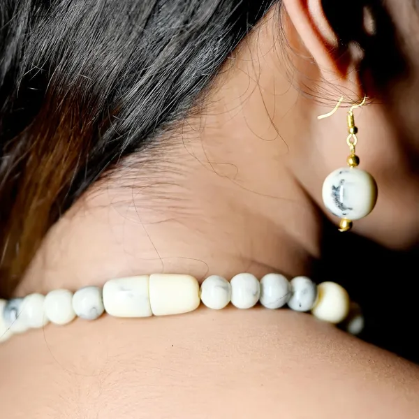 Petite_Pearl_Round_Bead_Necklace_For_Women_Dainty_Acrylic_Beaded_Layering_Necklace_Delicate_Fashion_Jewellery_Navratri_Diwali_Daily_Wear_Gift_Ethnic_Boho_Casual