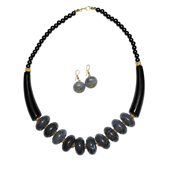 Graduated_Coin_Disc_Bead_Necklace_For_Women_Flat_Circular_Cascading_Beaded_Statement_Necklace_Bold_Acrylic_Fashion_Jewellery_Navratri_Diwali_Party_Gift_Ethnic_Boho