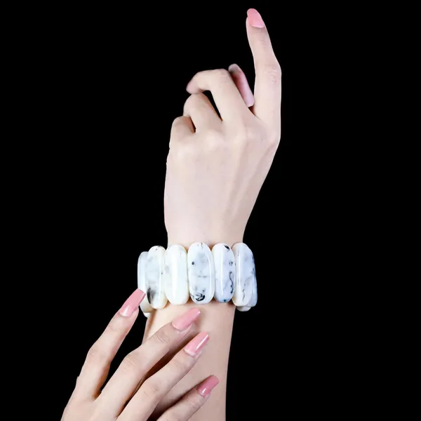 Smooth_Orbit_Bead_Elastic_Stretch_Bracelet_For_Women_Classic_Round_Polished_Bead_Bracelet_Stackable_Acrylic_Fashion_Jewellery_Navratri_Diwali_Party_Gift_Boho_Daily_Wear