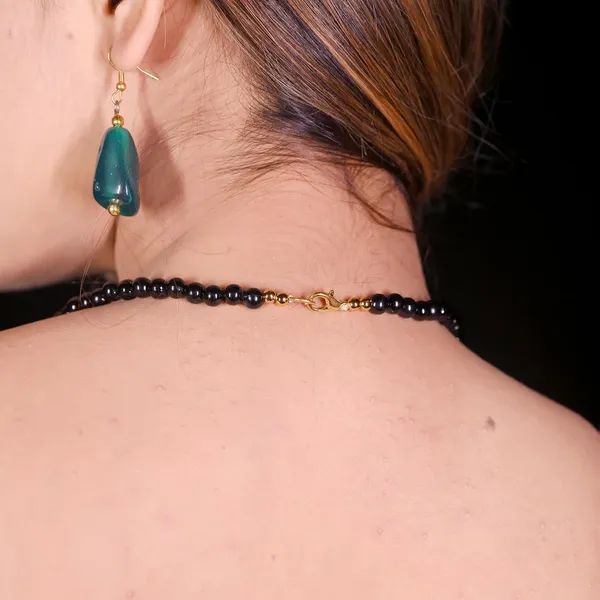 Graduated_Nugget_Tumble_Bead_Necklace_Earrings_Set_For_Women_Boho_Tribal_Afghani_Style_Acrylic_Stone_Look_Statement_Jewellery_Amber_Black_Gold_Navratri_Diwali_Party_Gift