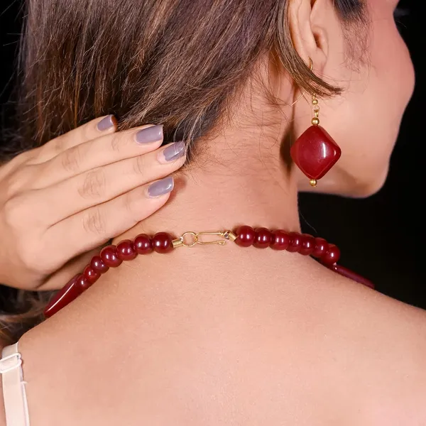Diamond_Slab_Bead_Necklace_Earrings_Set_For_Women_Boho_Tribal_Marble_Amber_Stone_Look_Statement_Jewellery_Kite_Cut_Acrylic_Beads_Navratri_Diwali_Party_Gift