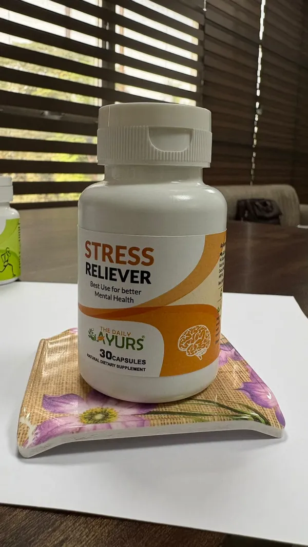 The_Daily_Ayurs_Stress_Reliever_Capsules_30_Count