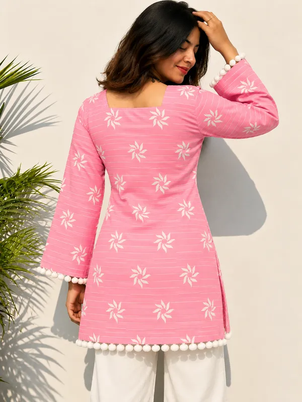 Pink_Cotton_Short_Kurti_Tunic_for_Women