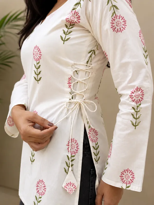 White_Cotton_Short_Kurti_Tunic_for_Women