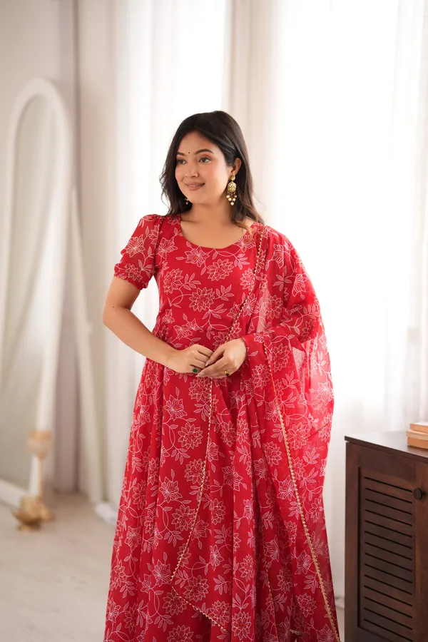 Red_Georgette_Gown_with_Dupatta_for_Women