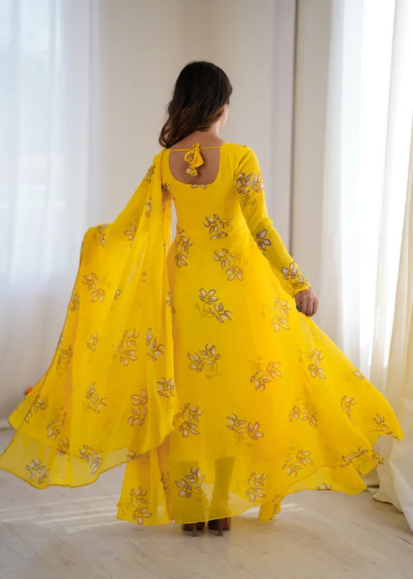Yellow_Georgette_Gown_with_Dupatta_for_Women