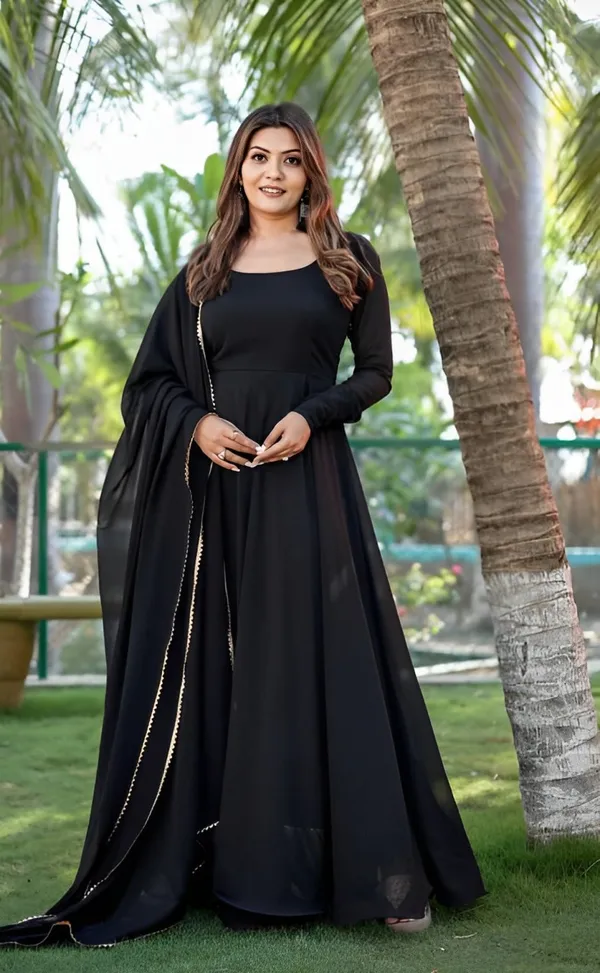 Black_Georgette_Gown_with_Dupatta_for_Women