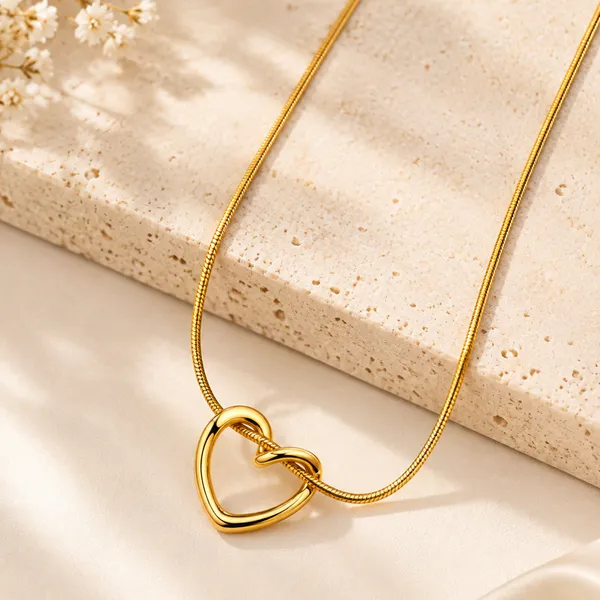 Stainless_Steel_Golden_Heart_Pendant