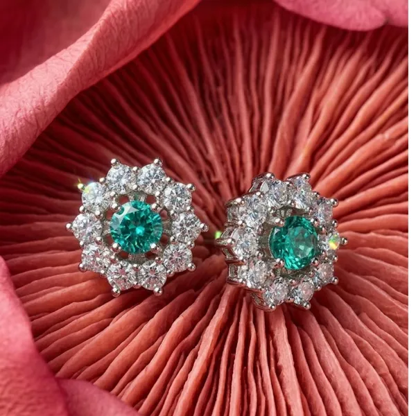 Forest_Whisper_Stud_Earrings