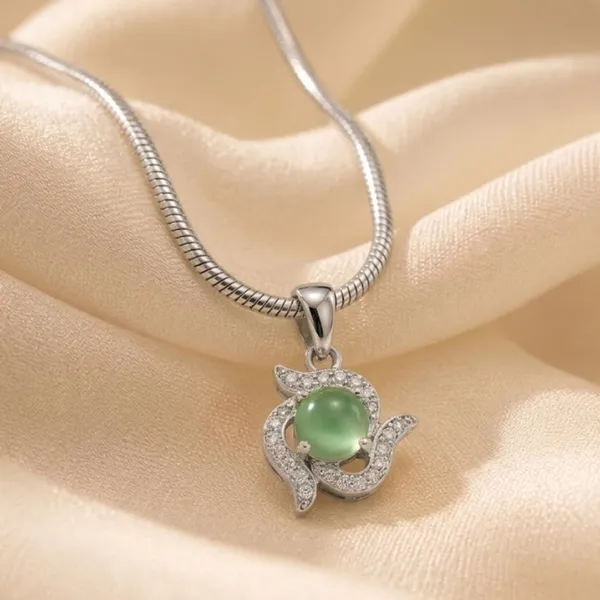 American_Diamond_Galaxy_Pendant_Green
