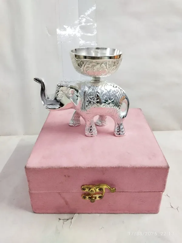Metal_Elephant_Decorative_Showpiece_With_Bowl