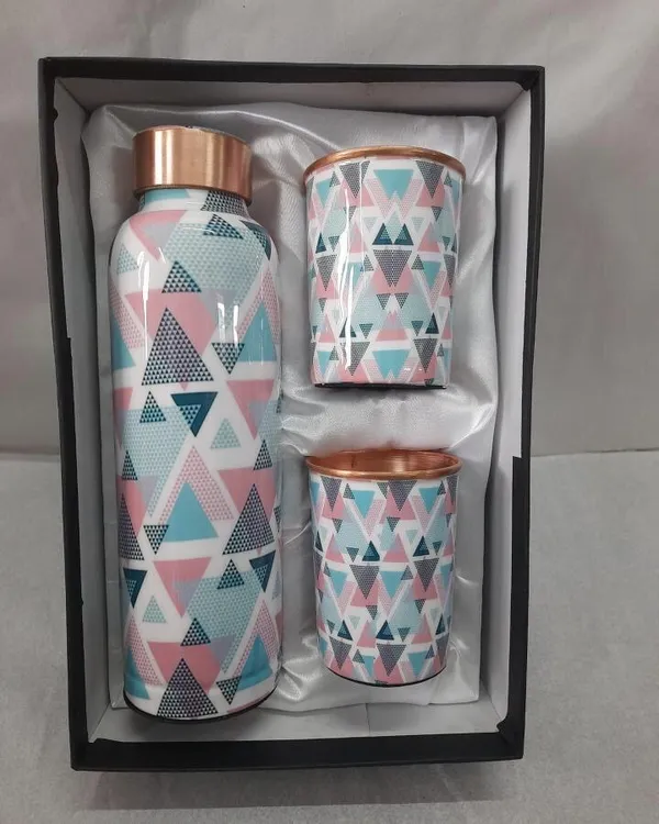 Geometric_Print_Bottle_And_Tumbler_Drinkware_Set