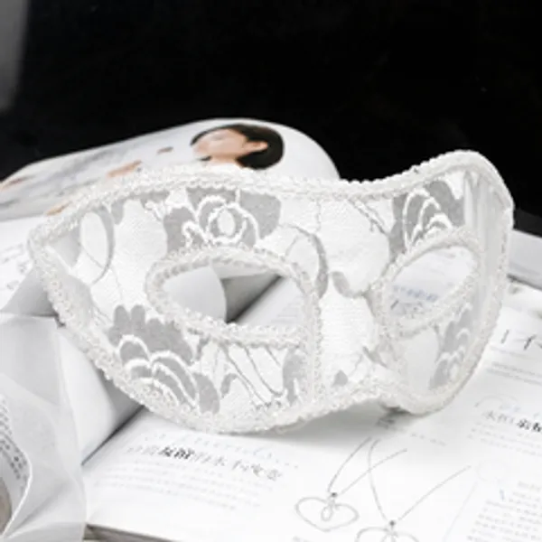 Kaamastra_Women_S_Eye_Mask_Halloween_Costume