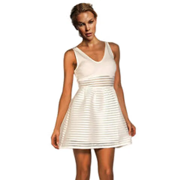 Kaamastra_Fashionable_V_Neck_And_Sleeveless_Dress