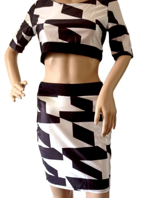 Kaamastra_Abstract_Polygons_Bodycon_Printed_Dress