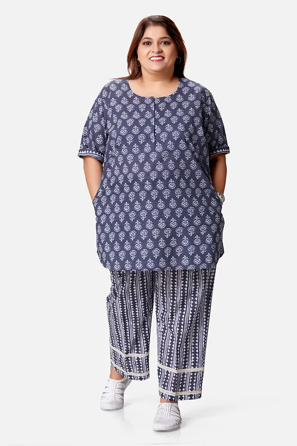 Grey_Cotton_Half_Sleeve_Short_Kurta_Set_For_Women