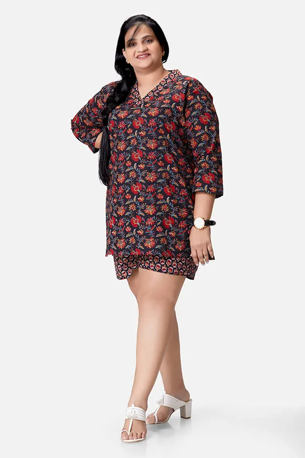 Multicolour_Cotton_Half_Sleeve_Top_And_Shorts_Coord_Set_For_Women