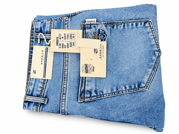 Light_Blue_Denim_Regular_Fit_Jeans_for_Men