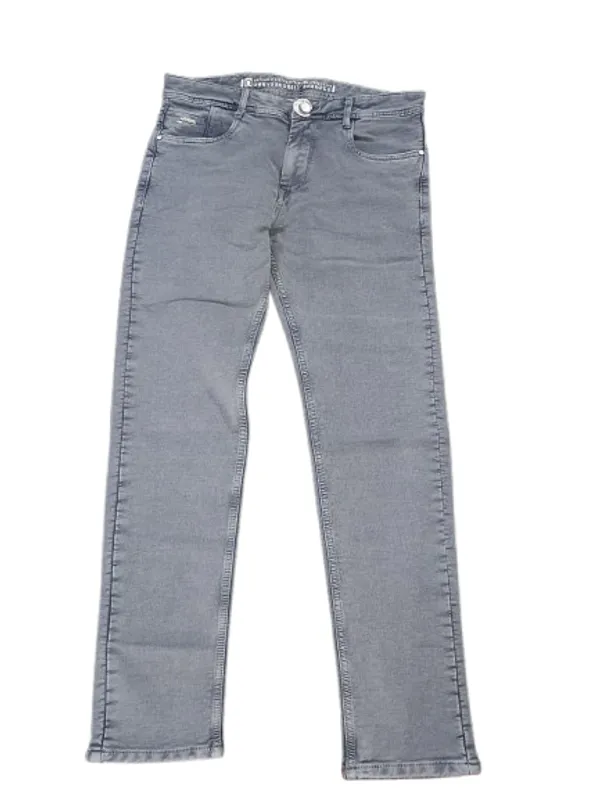 Grey_Denim_Straight_Fit_Jeans_for_Men