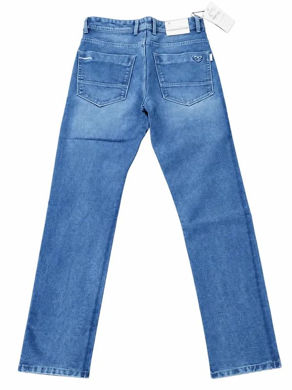 Blue_Denim_Straight_Fit_Jeans_for_Men