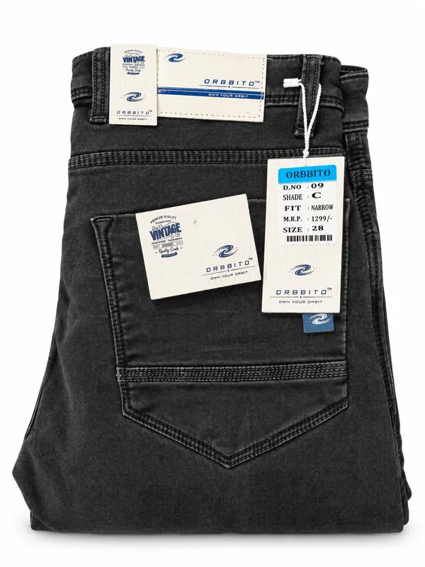 Grey_Denim_Straight_Fit_Jeans_for_Men