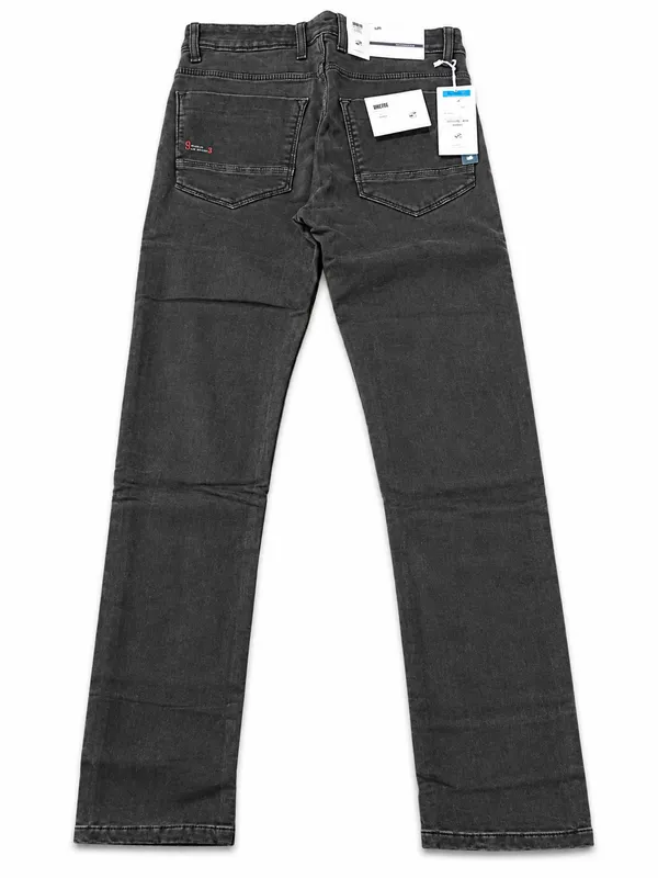 Grey_Denim_Straight_Fit_Jeans_for_Men
