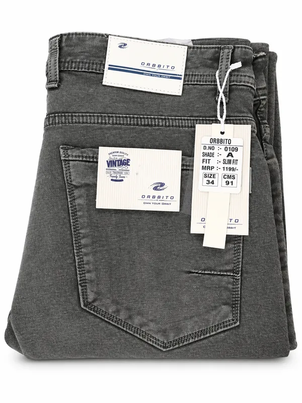 Grey_Denim_Straight_Fit_Jeans_for_Men
