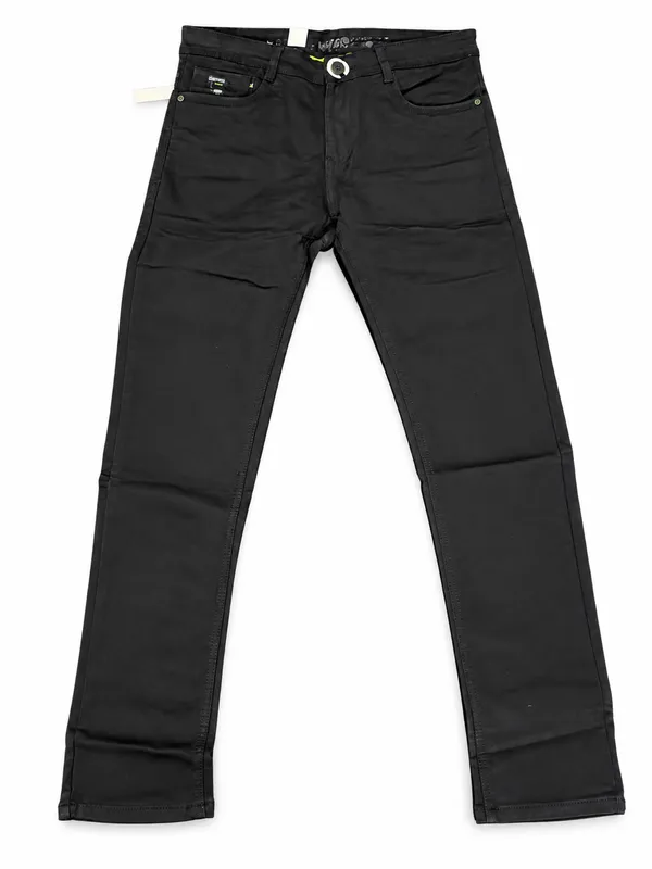 Black_Denim_Straight_Fit_Jeans_for_Men